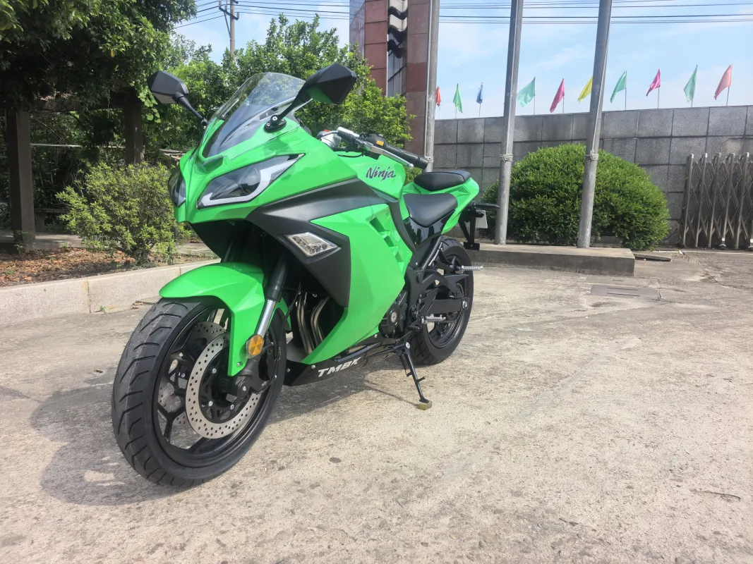 Мотоцикл TMBK Ninja 400cc